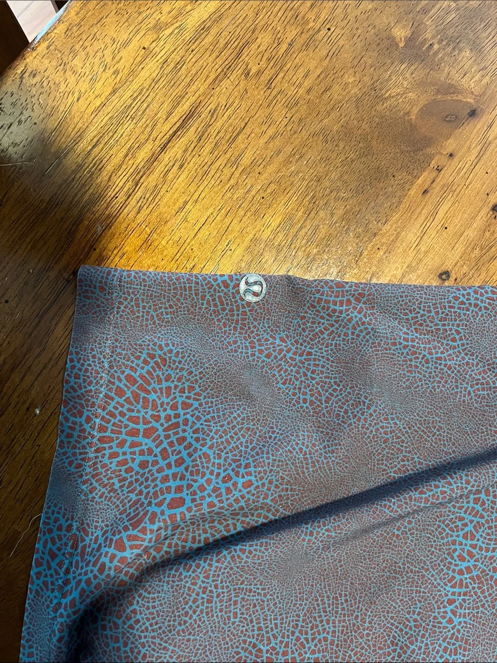 Lululemon THE SHORT xl aqua and brown elephant print  5 in no liner